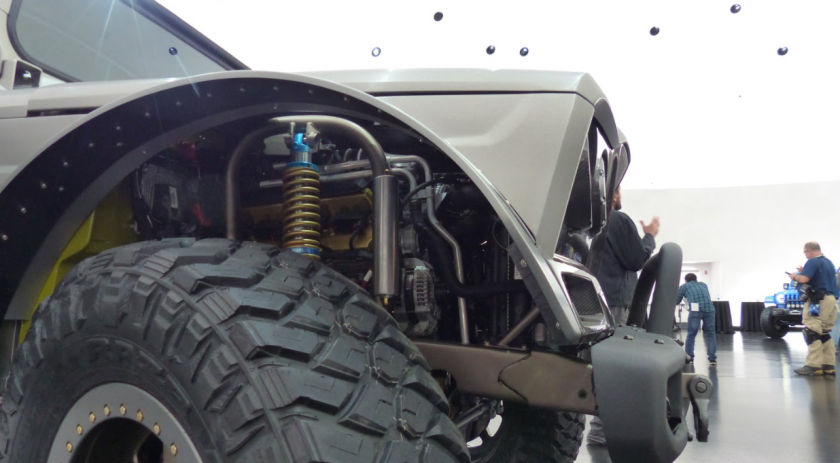 Jeep M-715 Cinco Cuartos - vehículos todo terreno